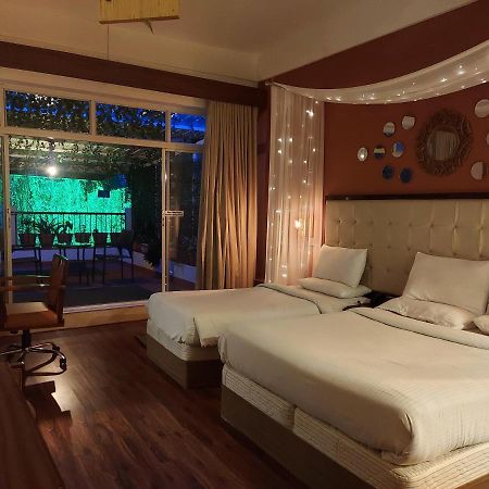 Orchid Square Hotel Coonoor Eksteriør billede