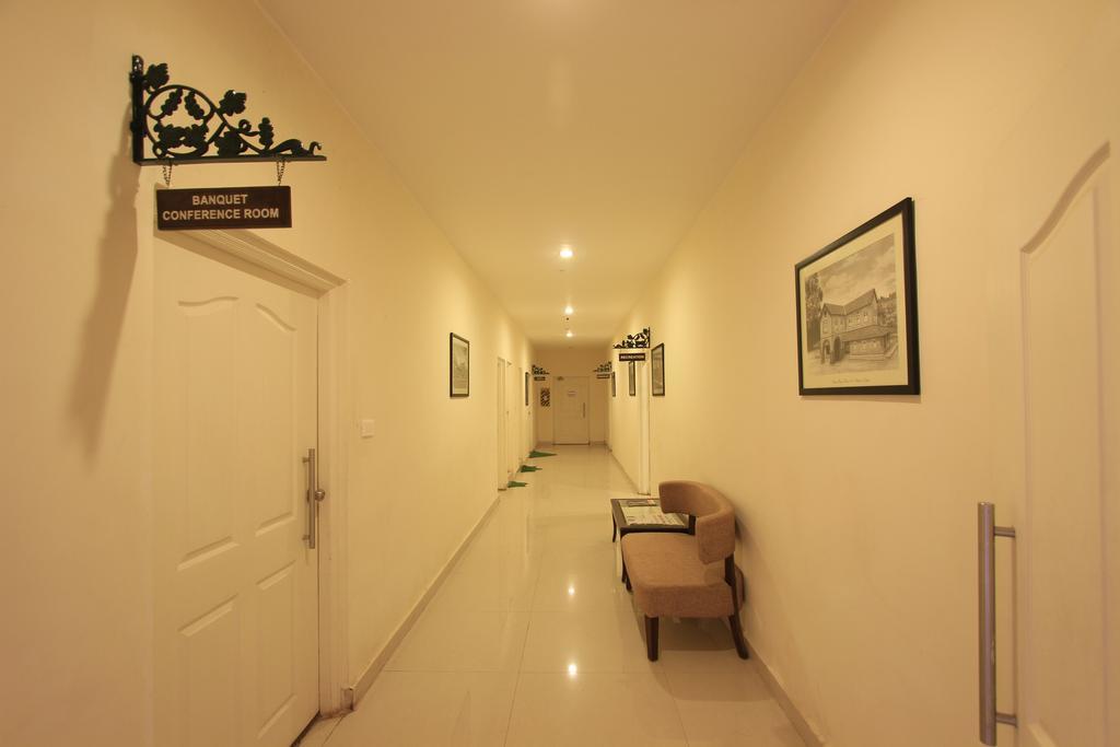Orchid Square Hotel Coonoor Eksteriør billede